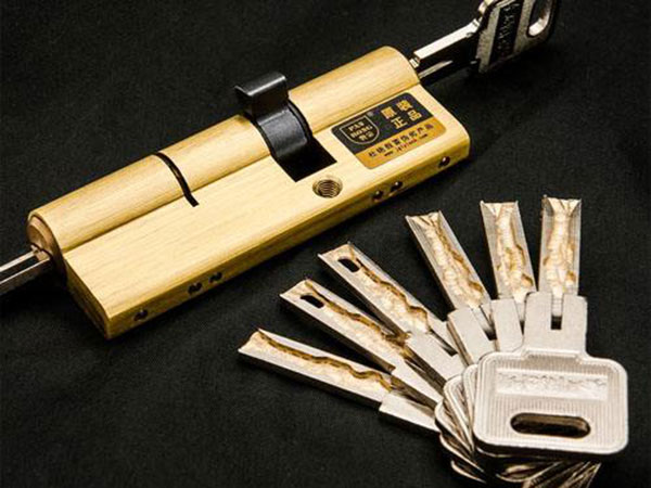 大理24小时上门开锁公司