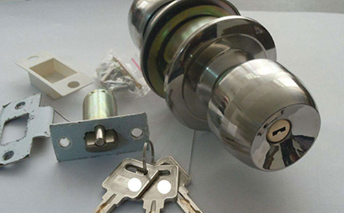 大理24小时上门开锁公司